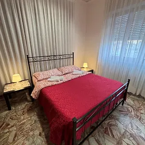 2* Отель типа 